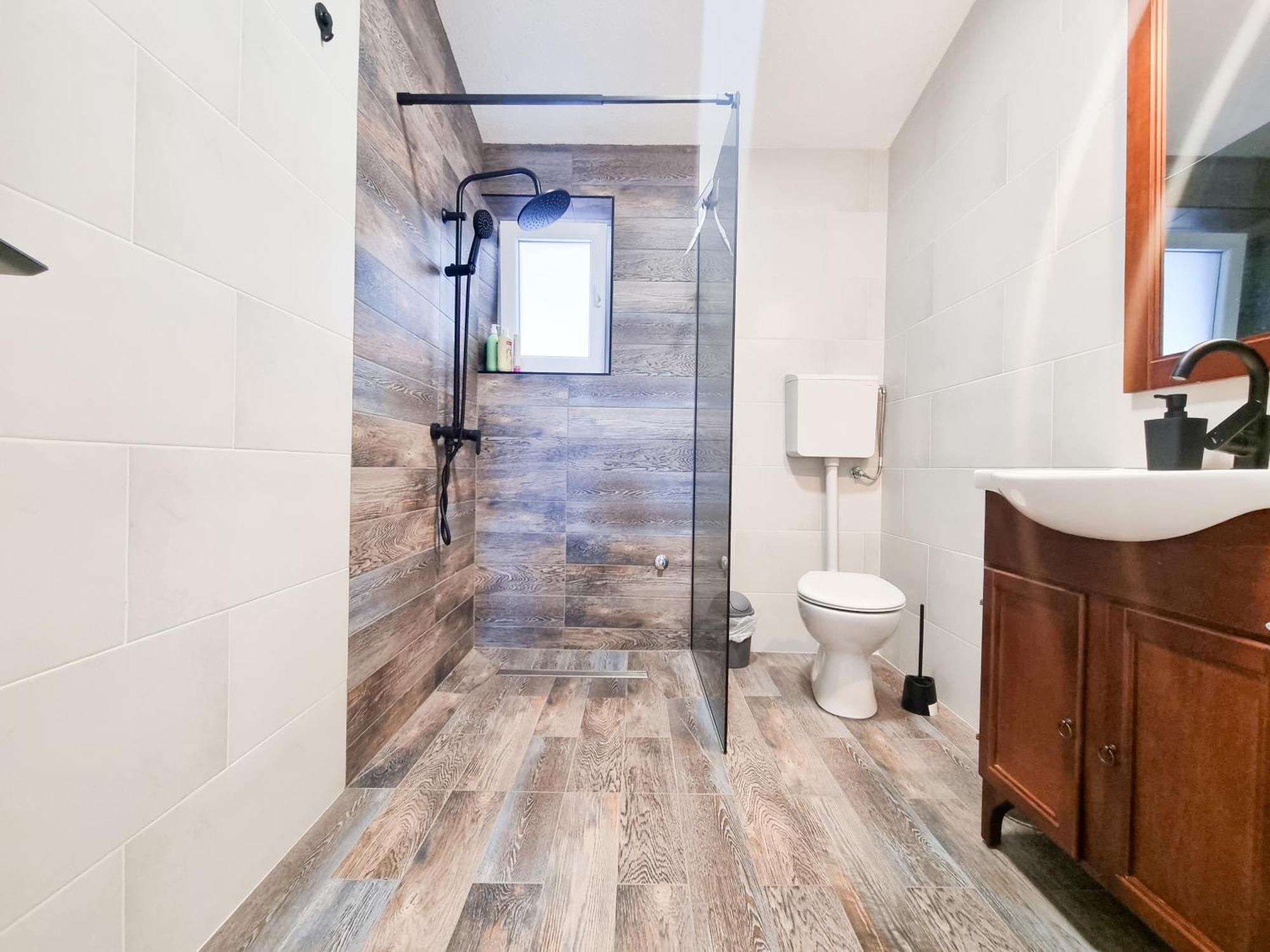 Apartmani 1 Pinezici المظهر الخارجي الصورة