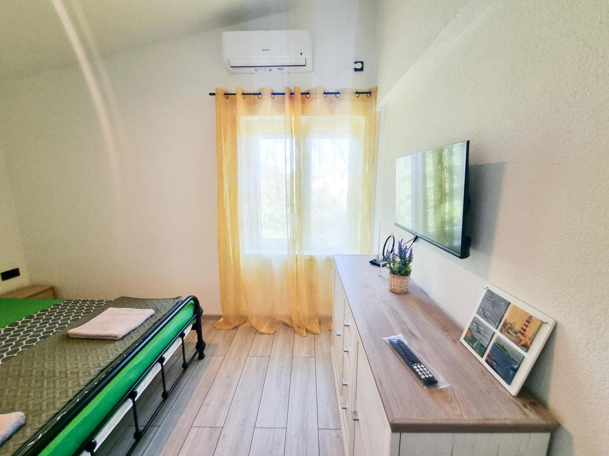Apartmani 1 Pinezici المظهر الخارجي الصورة